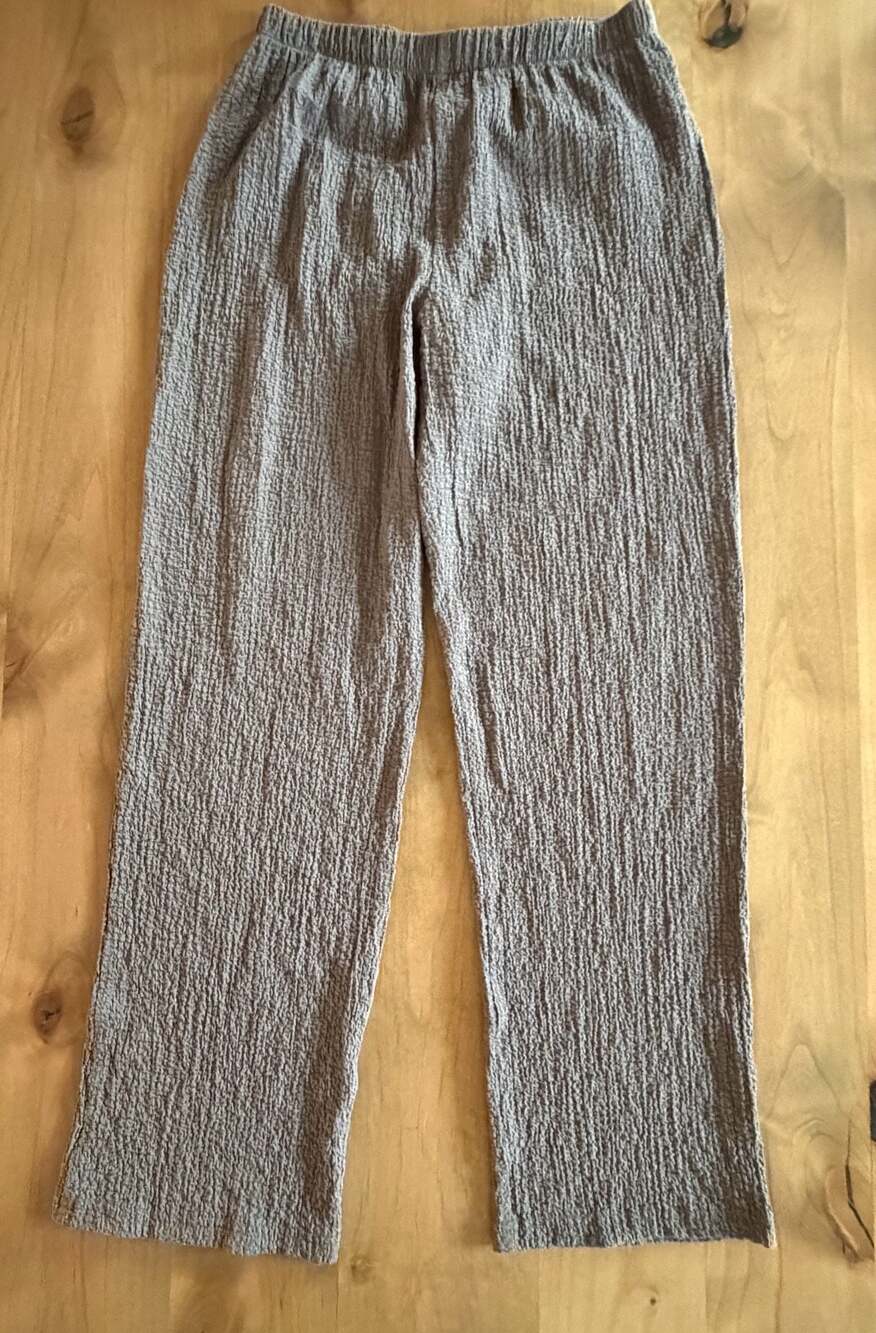 Yushi Style #P401 Women's Crinkle Textured Elastic Waist Pants Medium